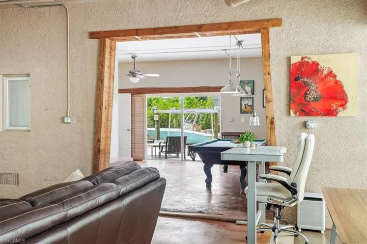 1680 Avion Pl, Naples, Florida 34104