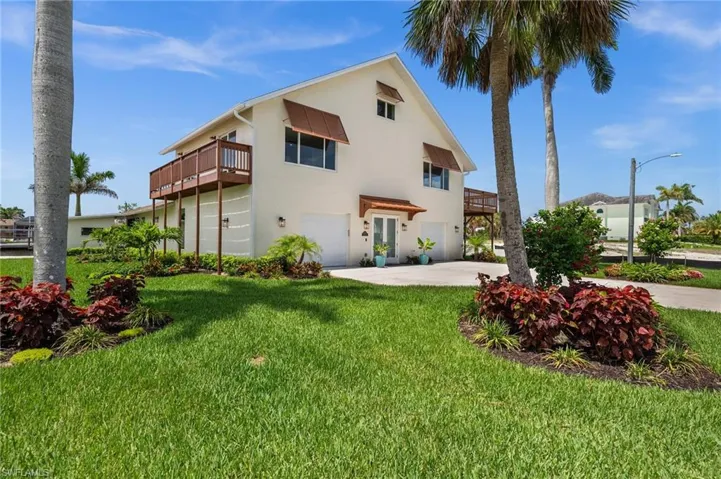 Welcome to 4837 Tarpon Avenue in beautiful Bonita Springs!