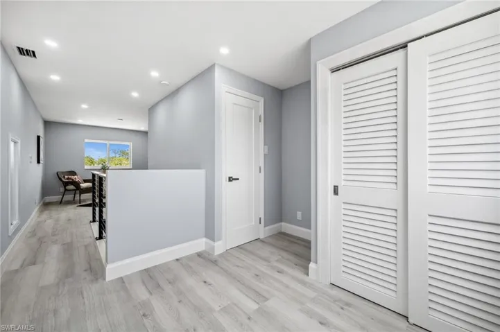 Walk in closet and lots of space on the 3rd floor