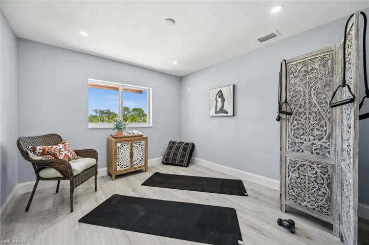 3rd floor Bedroom / Flex Room