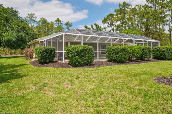 2220  Canton  AVE, Alva, FL 33920