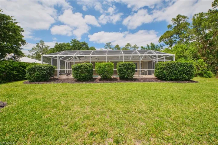 2220  Canton  AVE, Alva, FL 33920