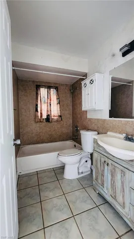 17188 Lee Rd, Fort Myers, Florida 33967