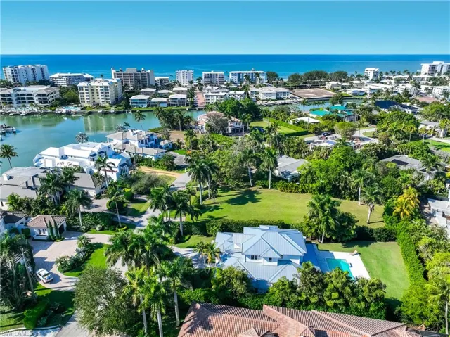331 Spring Line Dr, Naples, Florida 34102