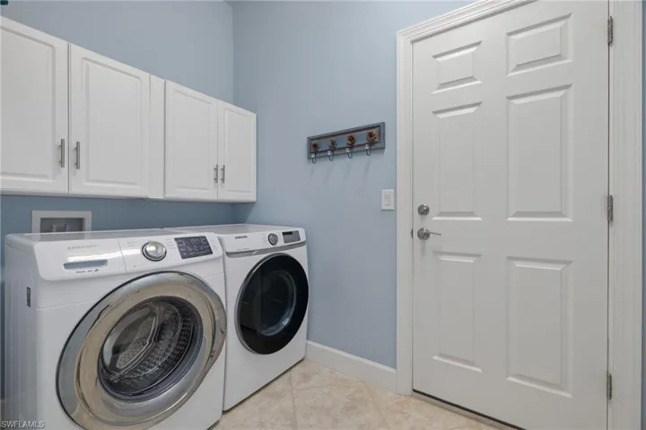 11717  Avingston  TER, Fort Myers, FL 33913