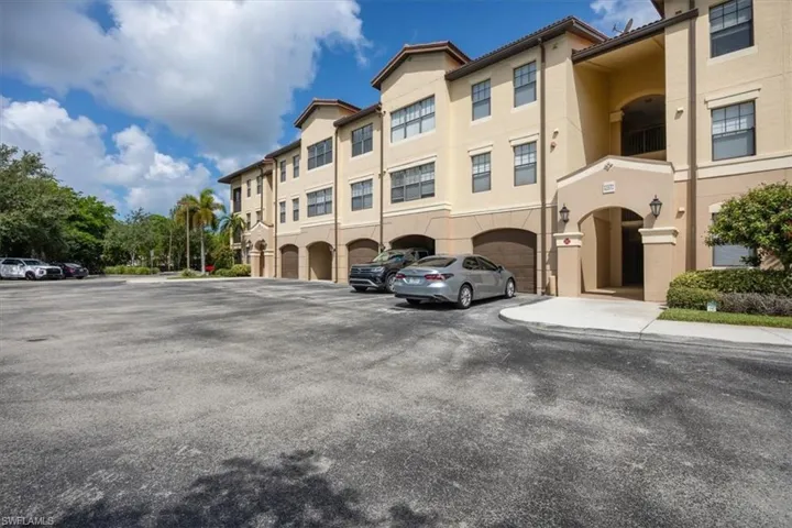 12970  Positano  CIR, Naples, FL 34105