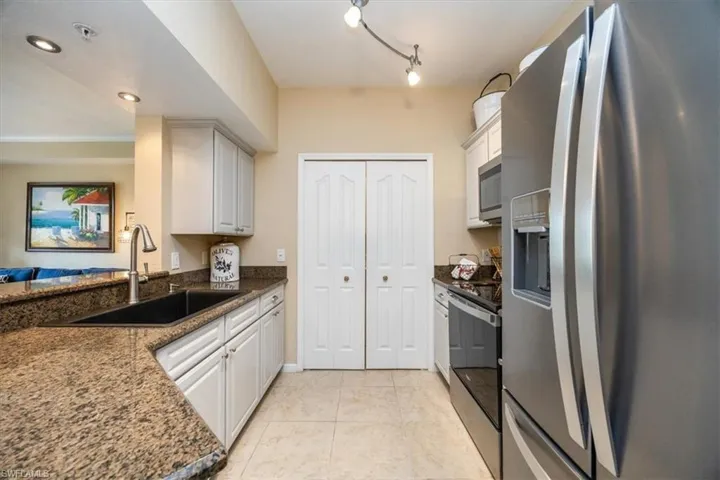 12970  Positano  CIR, Naples, FL 34105