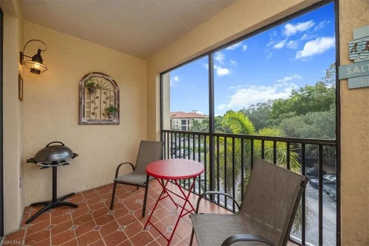12970  Positano  CIR, Naples, FL 34105