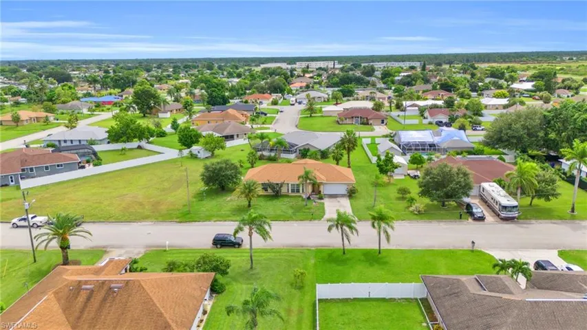 219  Danby  RD, Lehigh Acres, FL 33936