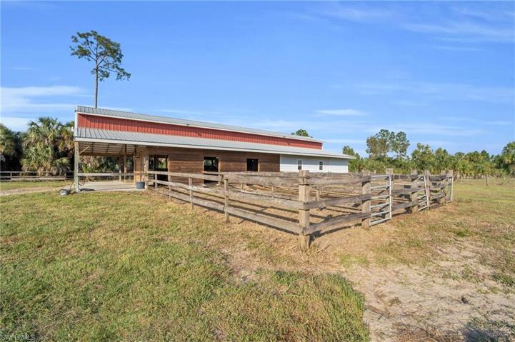 1560  Sugarberry  ST, Naples, FL 34120