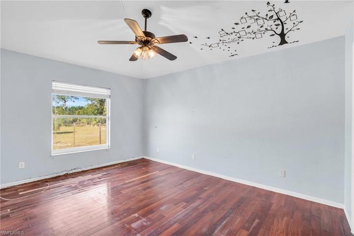1560  Sugarberry  ST, Naples, FL 34120