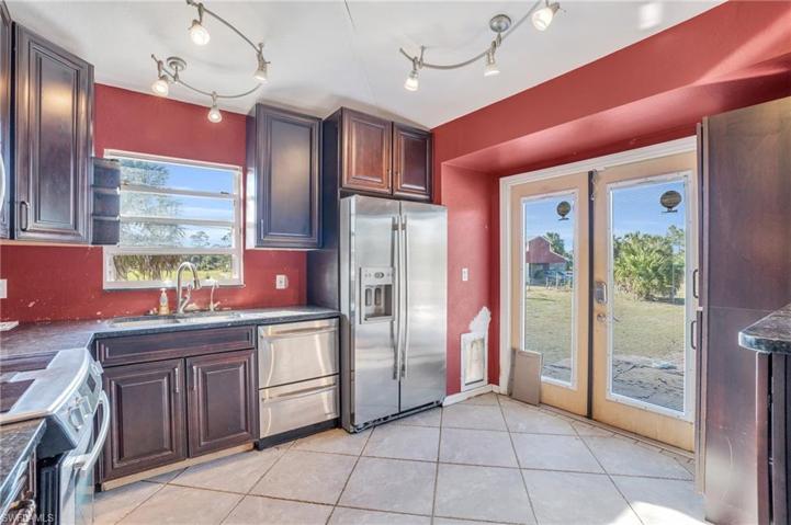1560  Sugarberry  ST, Naples, FL 34120