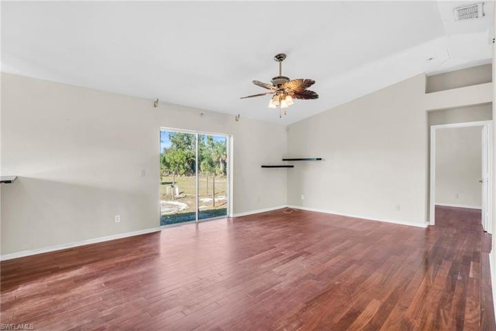 1560  Sugarberry  ST, Naples, FL 34120