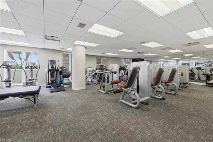 8665 Bay Colony Dr 2001, Naples, Florida 34108