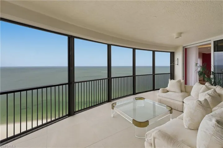 8665 Bay Colony Dr 2001, Naples, Florida 34108