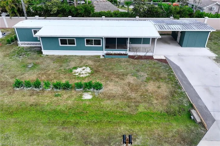 16  Sonderhen  DR, Naples, FL 34114
