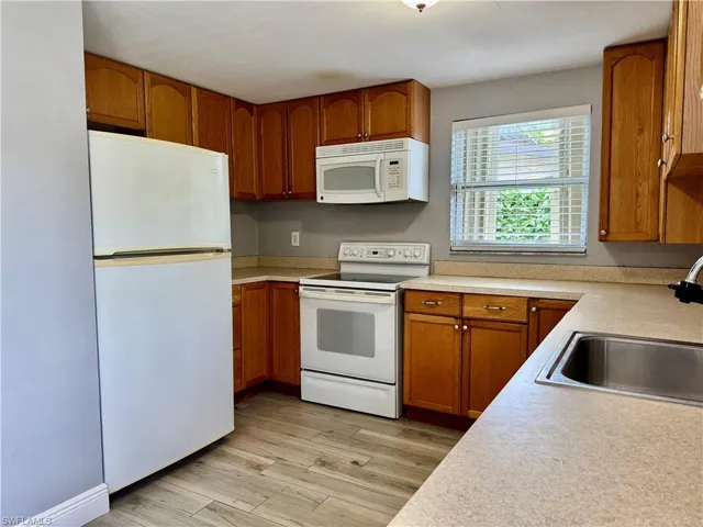 2169  Barry  DR, Fort Myers, FL 33907