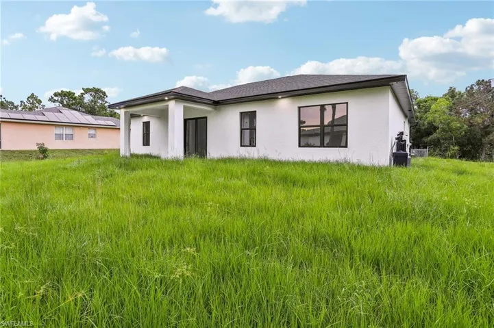 1719  Unice N AVE, Lehigh Acres, FL 33971