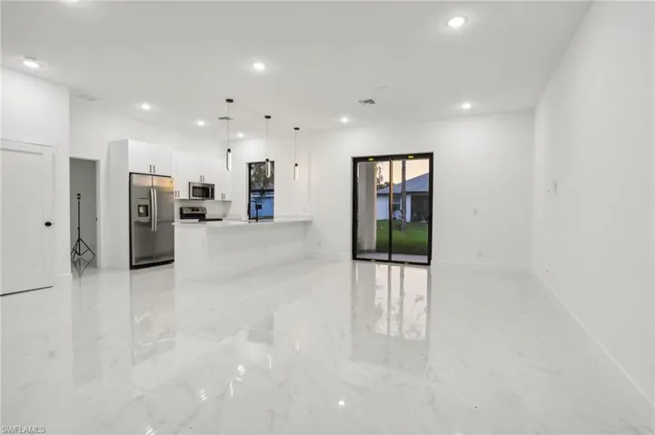 1719  Unice N AVE, Lehigh Acres, FL 33971