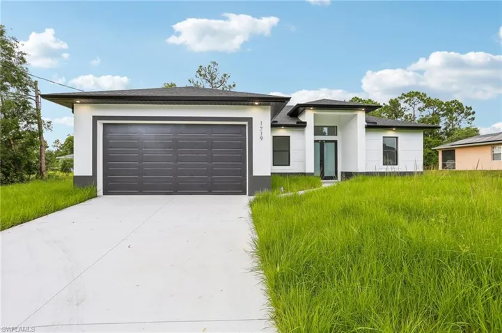 1719  Unice N AVE, Lehigh Acres, FL 33971