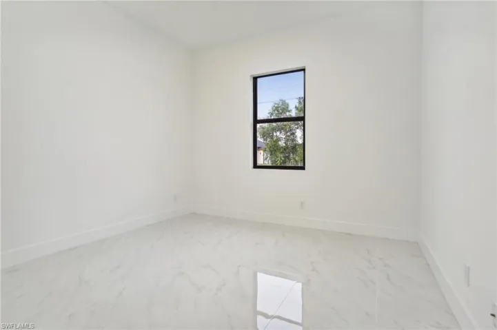 1719  Unice N AVE, Lehigh Acres, FL 33971