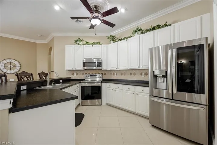 3911 Chiquita BLVD S, CAPE CORAL FL 33914