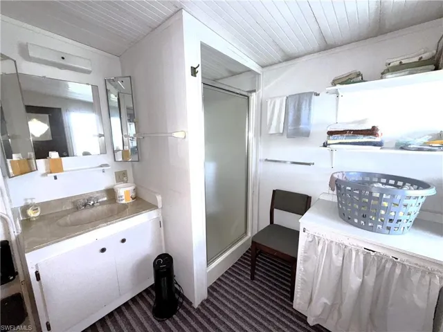 Half bath in laundry room/ extra room