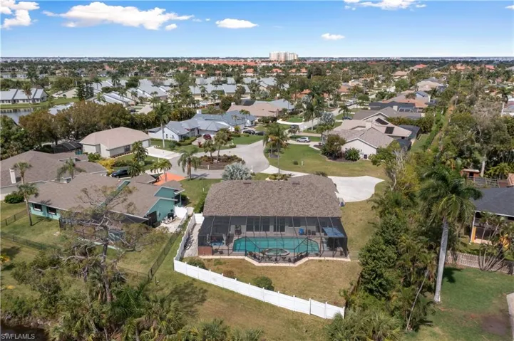14957  Mahoe  CT, Fort Myers, FL 33908
