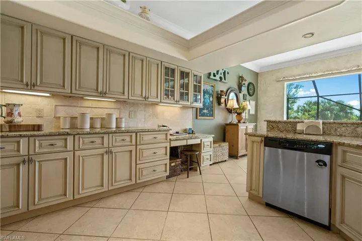14957  Mahoe  CT, Fort Myers, FL 33908