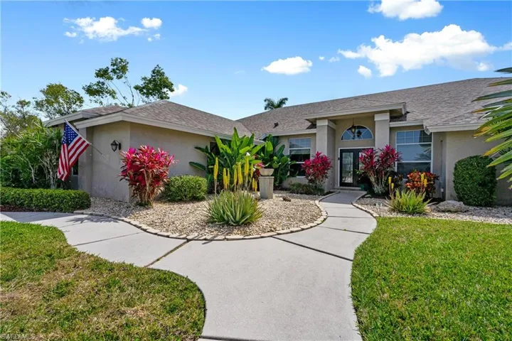 14957  Mahoe  CT, Fort Myers, FL 33908
