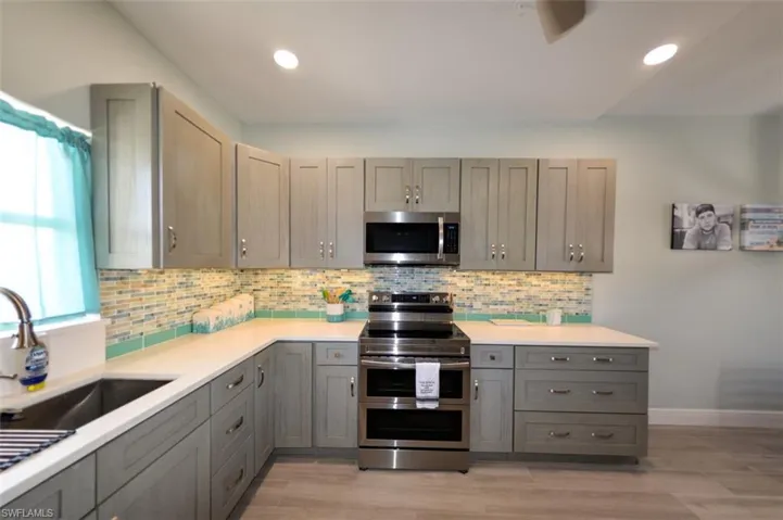 SOFT CLOSE DRAWERS AND CABINETS.