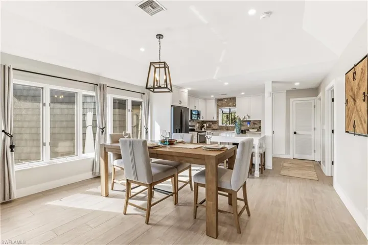Glass along living area / end unit