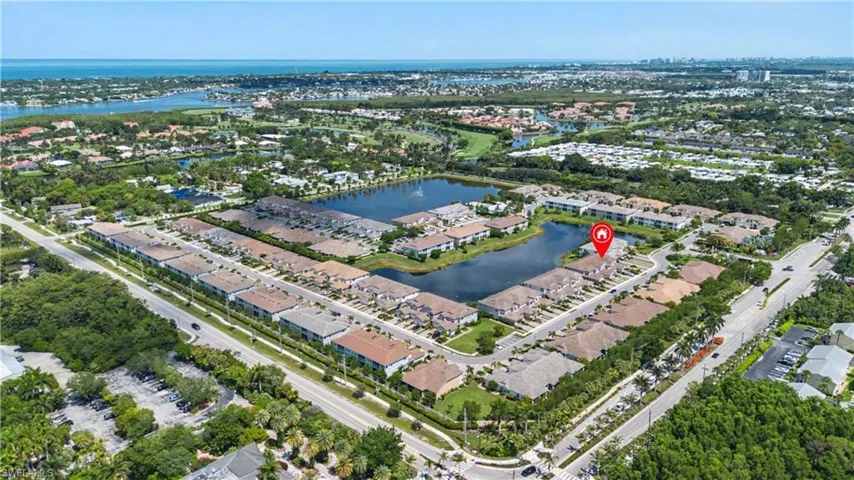 4713 Arboretum Cir 202, Other, Florida 34112
