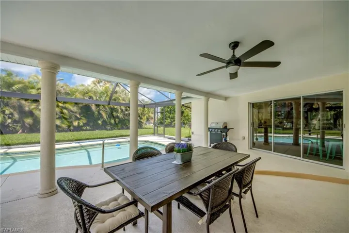 4424 SE 11th  PL, Cape Coral, FL 33904