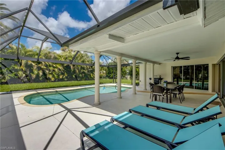 4424 SE 11th  PL, Cape Coral, FL 33904