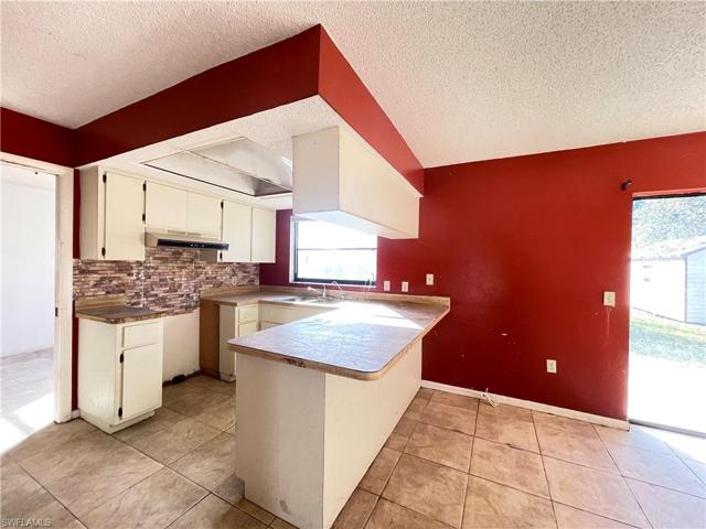 Large Kitchen