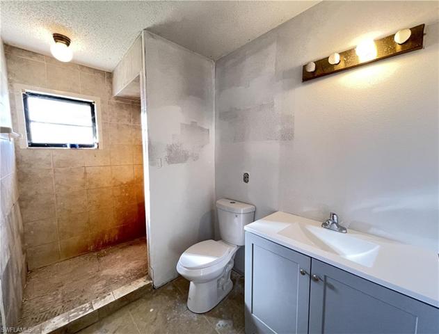 Primary room Bathroom