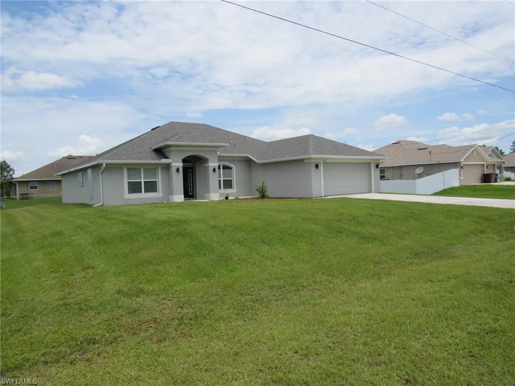 1923 Villia ST, Lehigh Acres, FL 33972,225063253