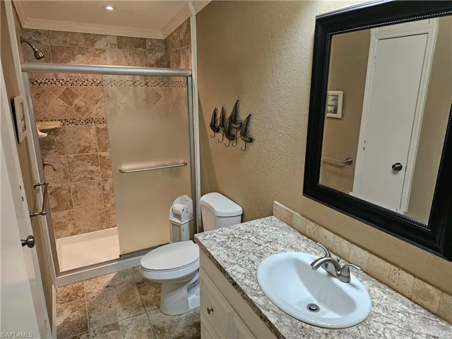 9103  Flamingo  CIR, North Fort Myers, FL 33903
