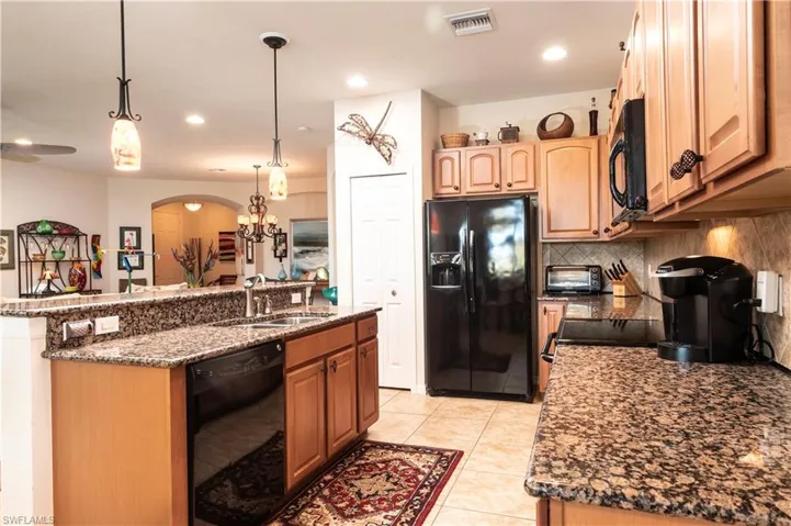 28250  Lisbon  CT, Bonita Springs, FL 34135