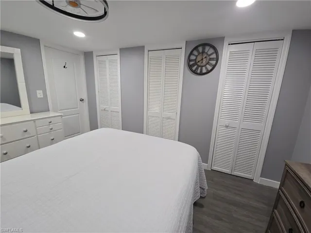 9  Moonstone  CIR, Naples, FL 34112