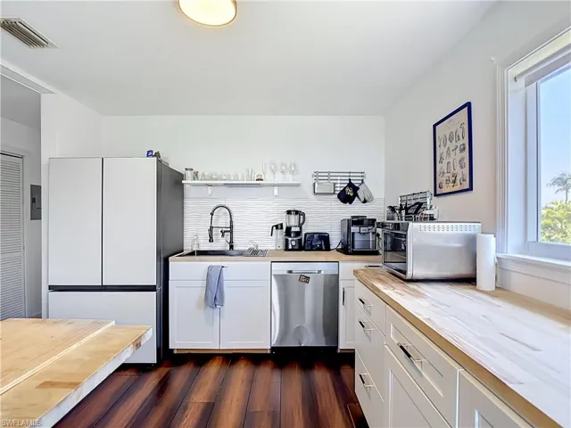 4549 Courtney Rd, Other, Florida 33956
