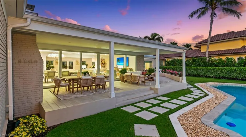 440 Kings Town Dr, Naples, Florida 34102