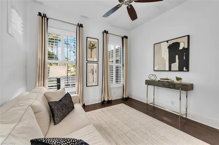 Bedroom/Den