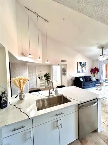 1265 Wildwood Lakes Blvd 3-303, Naples, Florida 34104