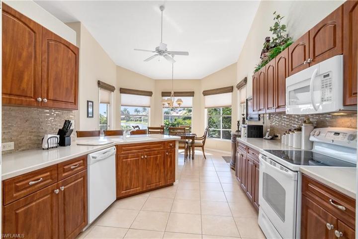 8931 Lely Island CIR, NAPLES FL 34113