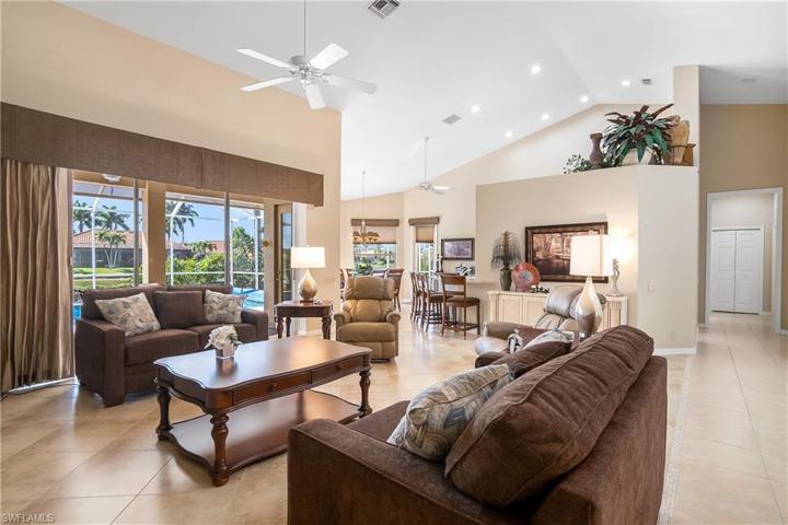 8931 Lely Island CIR, NAPLES FL 34113