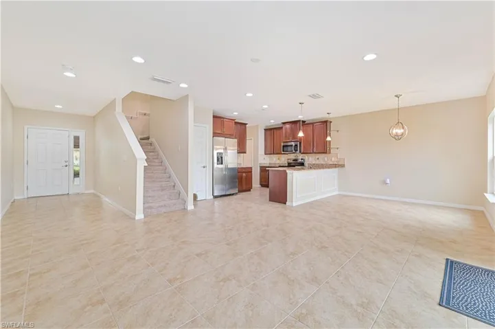 3889  Tilbor  CIR, Fort Myers, FL 33916