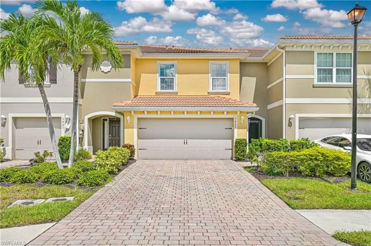 3889  Tilbor  CIR, Fort Myers, FL 33916