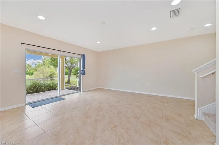 3889  Tilbor  CIR, Fort Myers, FL 33916